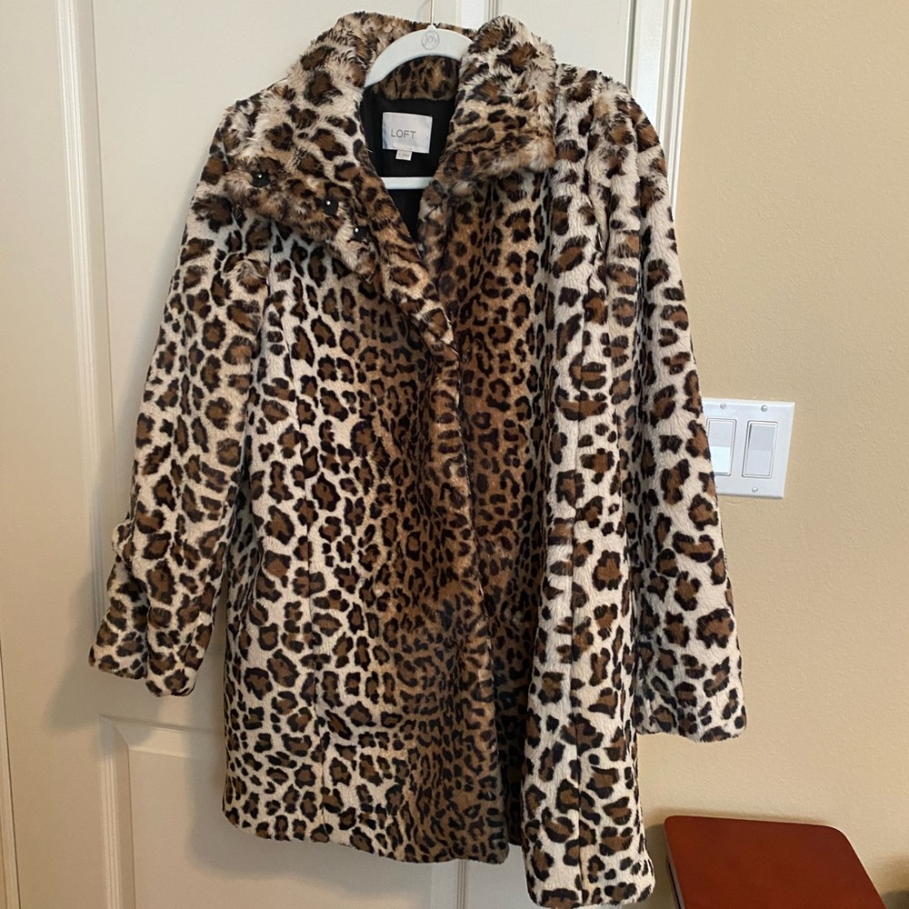 Cheetah Faux Fur Coat size Small